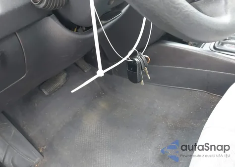 2005 Hyundai Elantra Gls/Gt from USA, damaged, VIN KMHDN46D85U159140